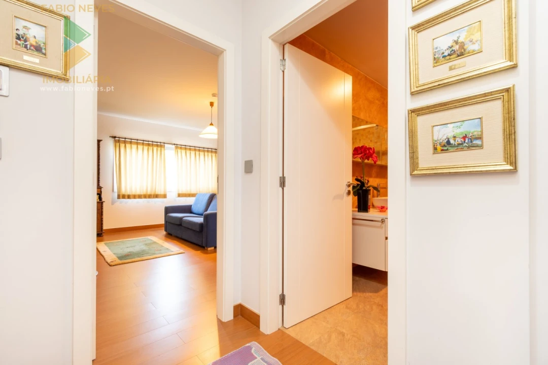 Moradia T6 para Venda em Vale Foto 77