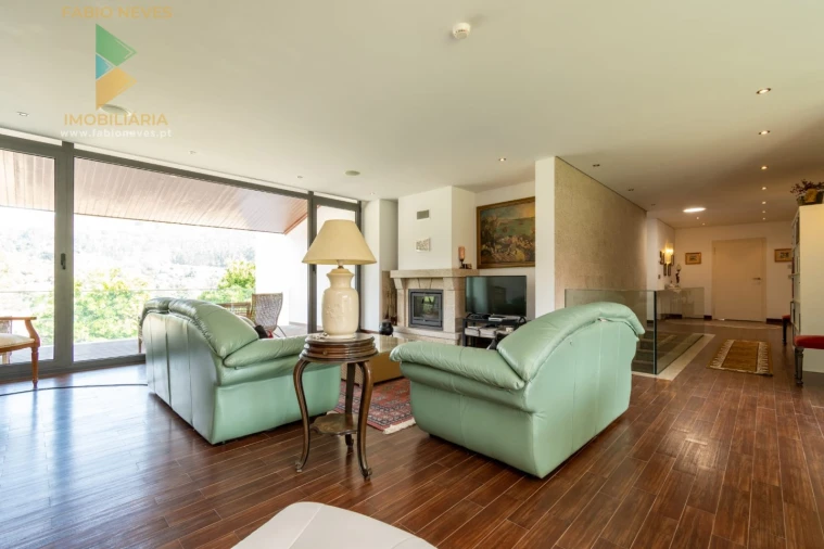 Moradia T6 para Venda em Vale Foto 19