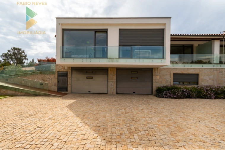 Moradia T6 para Venda em Vale Foto 59