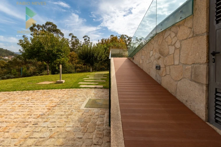 Moradia T6 para Venda em Vale Foto 61