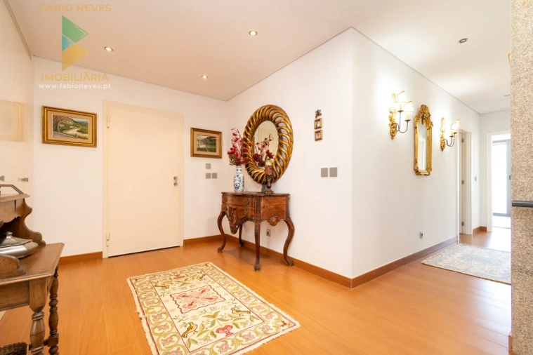 Moradia T6 para Venda em Vale Foto 75