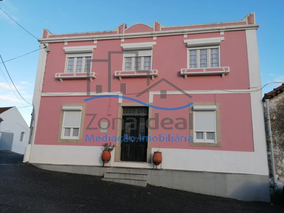 Moradia T5 para Venda em Ventosa Foto 1