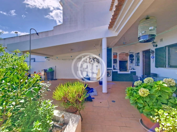 Moradia T2 para Venda em Albufeira e Olhos de Água Foto 8