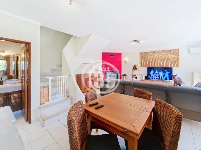 Moradia T2 para Venda em Albufeira e Olhos de Água Foto 9