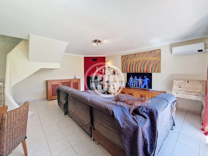 Moradia T2 para Venda em Albufeira e Olhos de Água Foto 4