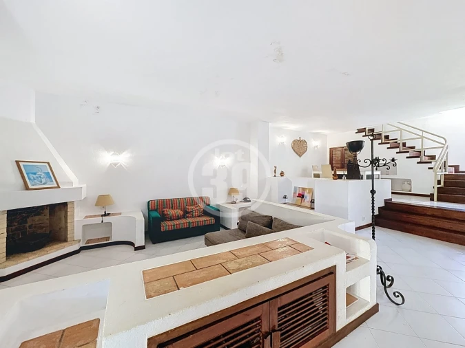 Moradia T3 para Venda em Albufeira e Olhos de Água