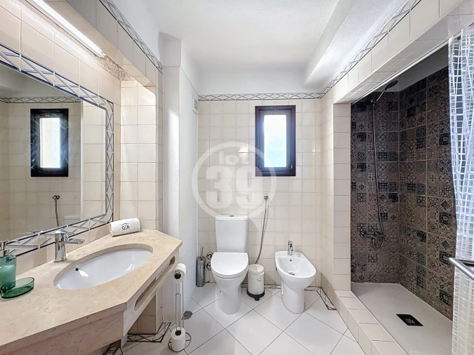 Moradia T3 para Venda em Albufeira e Olhos de Água Foto 16