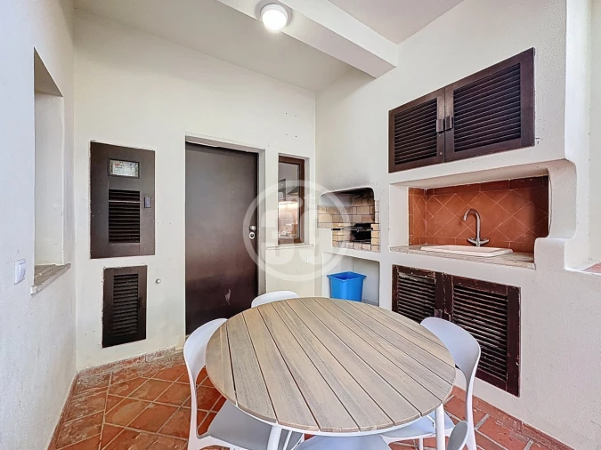 Moradia T3 para Venda em Albufeira e Olhos de Água Foto 36