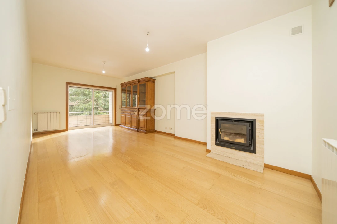 Apartamento T3 para Arrendamento em São Vitor (Braga) Foto 4