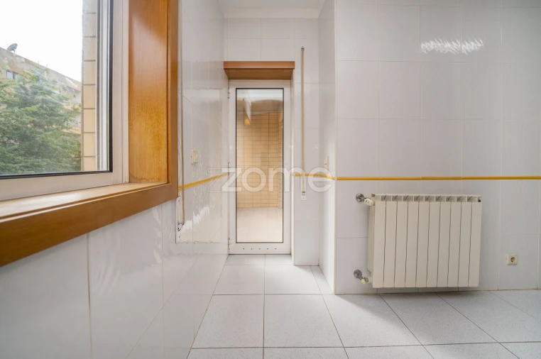 Apartamento T3 para Arrendamento em São Vitor (Braga) Foto 11