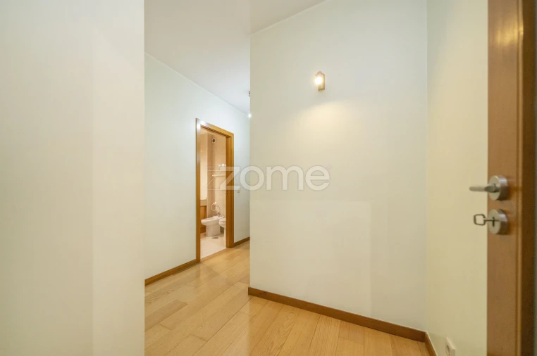 Apartamento T3 para Arrendamento em São Vitor (Braga) Foto 18