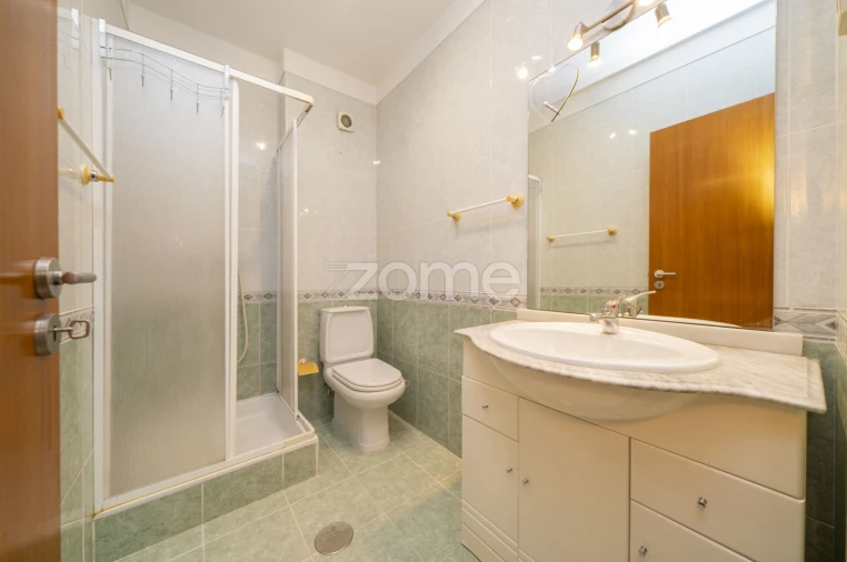 Apartamento T3 para Arrendamento em São Vitor (Braga) Foto 22