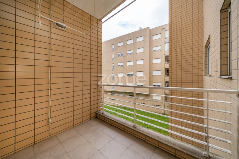 Apartamento T3 para Arrendamento em São Vitor (Braga) Foto 27