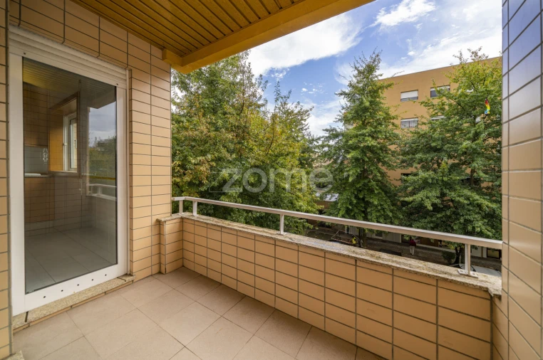 Apartamento T3 para Arrendamento em São Vitor (Braga) Foto 6