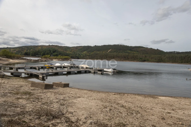 Moradia T2 para Venda em Venda Nova e Pondras Foto 17