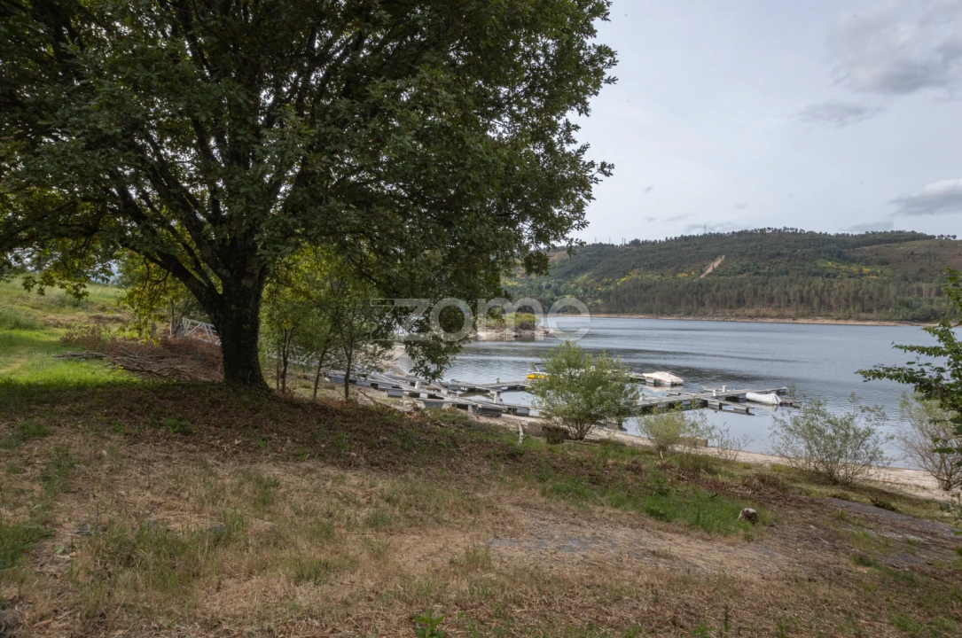 Moradia T2 para Venda em Venda Nova e Pondras Foto 15