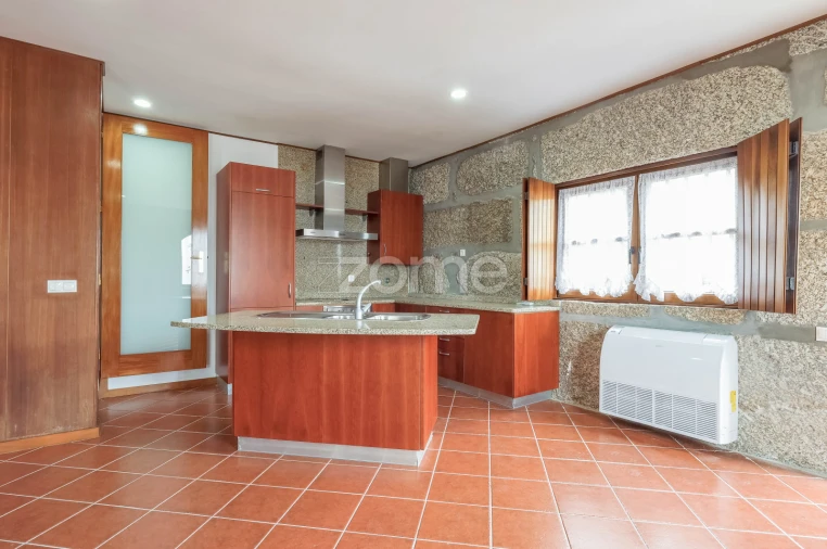 Moradia T3 para Venda em Alvite e Passos Foto 7