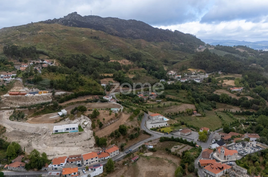 Moradia T3 para Venda em Alvite e Passos Foto 32