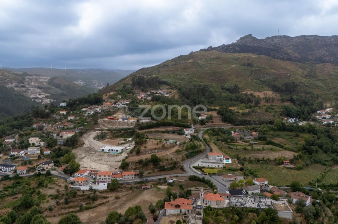 Moradia T3 para Venda em Alvite e Passos Foto 33