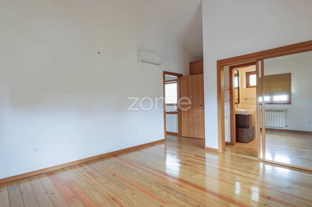 Moradia T3 para Venda em Alvite e Passos Foto 23