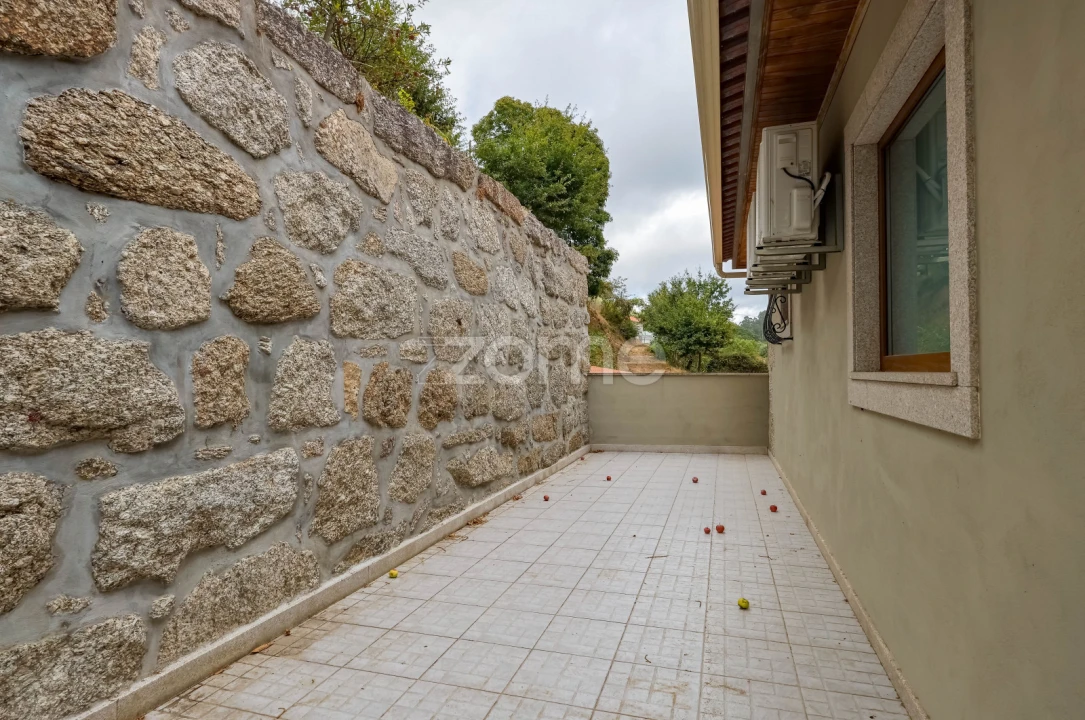 Moradia T3 para Venda em Alvite e Passos Foto 1