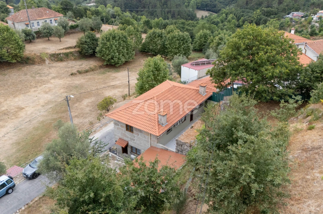 Moradia T3 para Venda em Alvite e Passos Foto 37