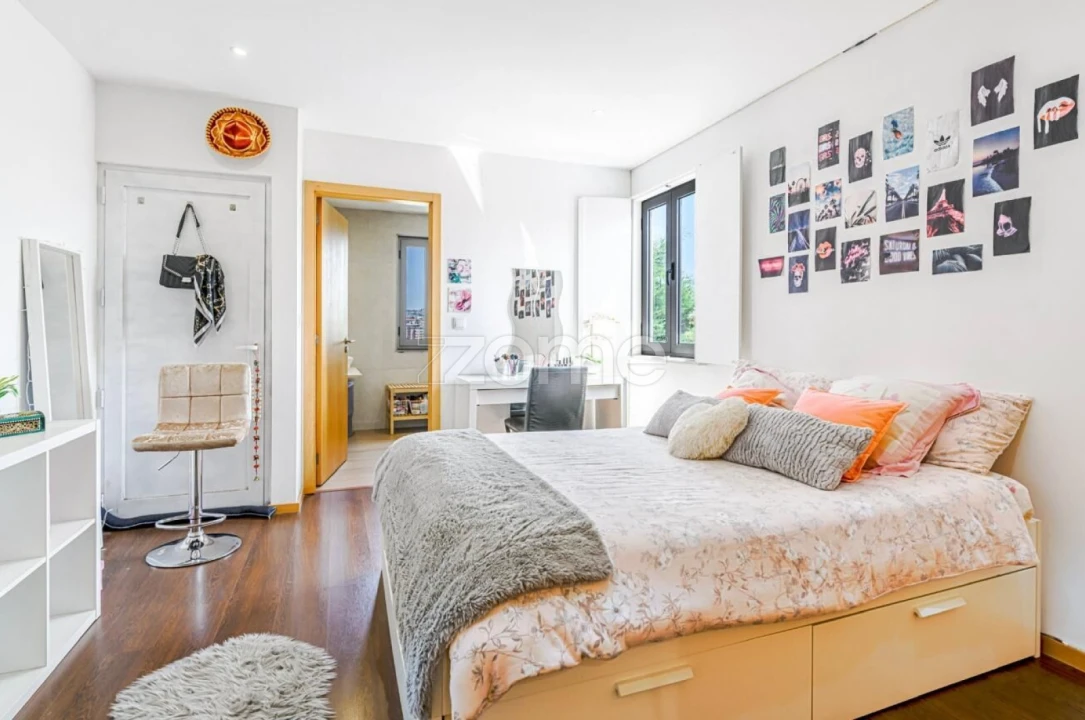 Moradia T4 para Venda em Rio Tinto Foto 13