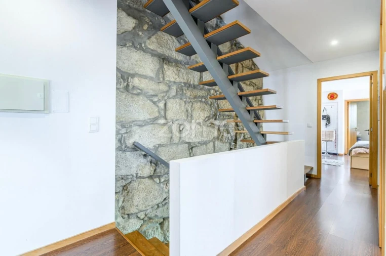 Moradia T4 para Venda em Rio Tinto Foto 11