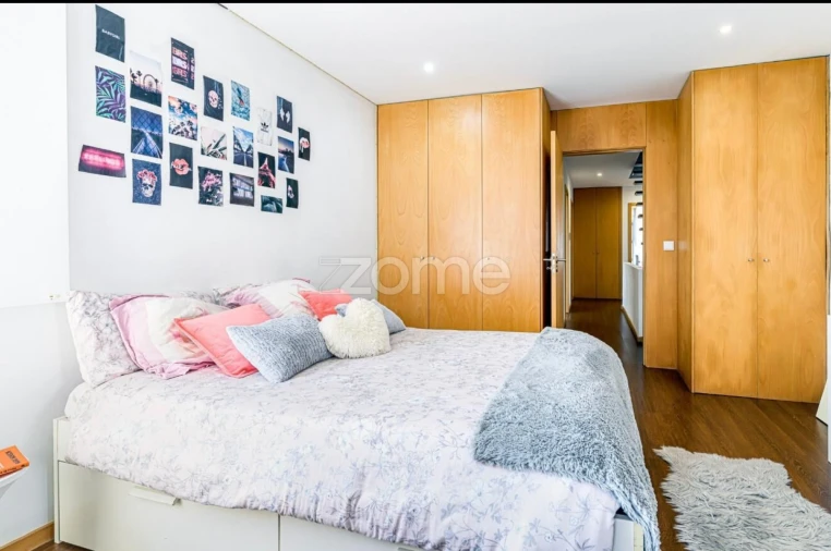 Moradia T4 para Venda em Rio Tinto Foto 14