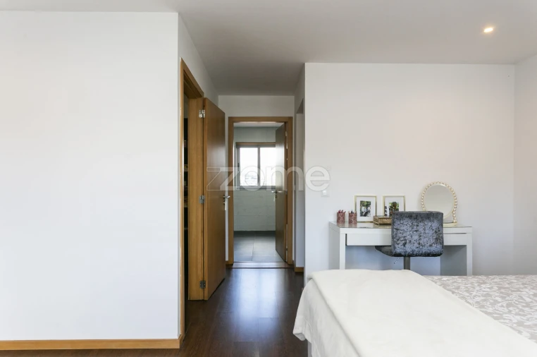 Moradia T4 para Venda em Rio Tinto Foto 26