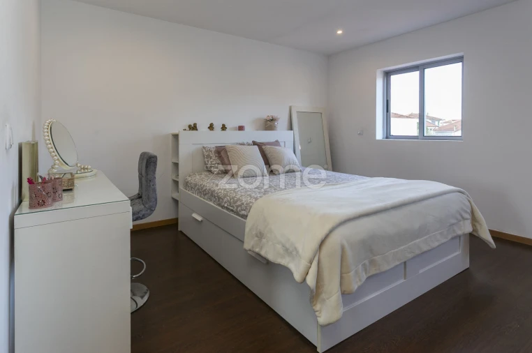 Moradia T4 para Venda em Rio Tinto Foto 24