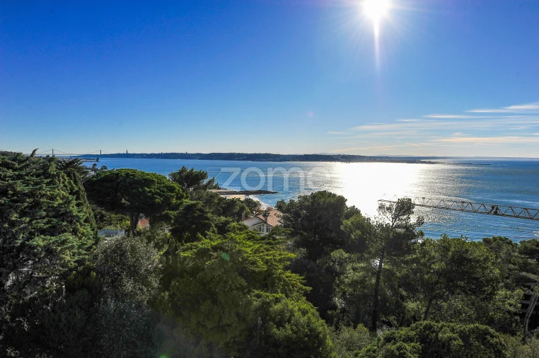 Apartamento T5 para Venda em Oeiras e São Julião da Barra, Paço de Arcos e Caxias Foto 1