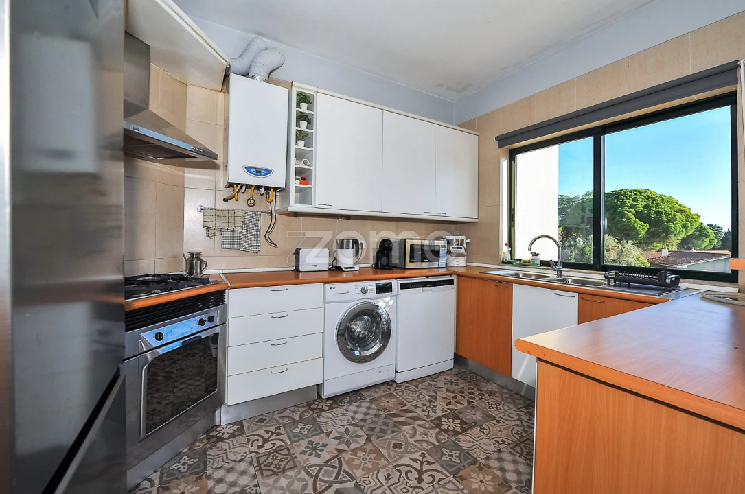 Apartamento T5 para Venda em Oeiras e São Julião da Barra, Paço de Arcos e Caxias Foto 8