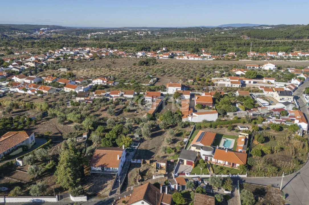 Moradia T1 para Venda em Montalvo Foto 14