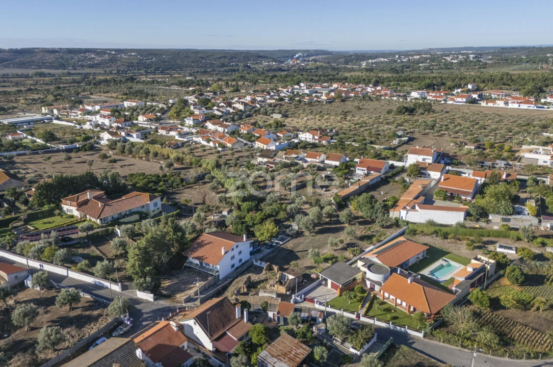 Moradia T1 para Venda em Montalvo Foto 13