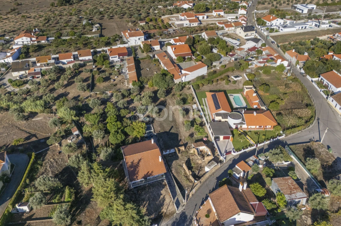 Moradia T1 para Venda em Montalvo Foto 7