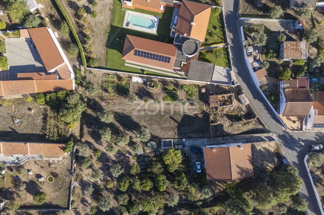 Moradia T1 para Venda em Montalvo Foto 2