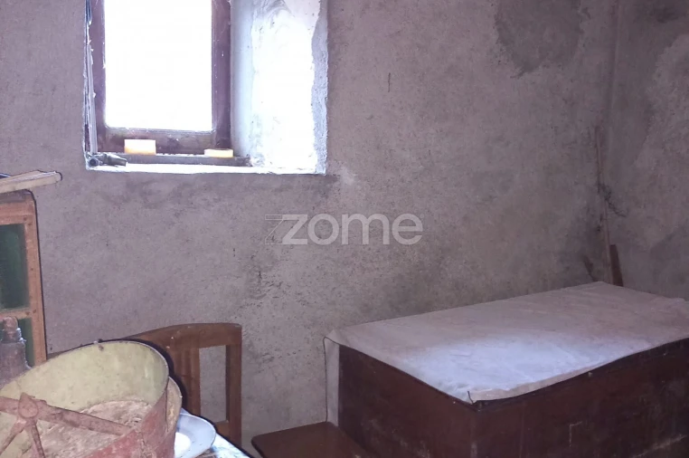 Moradia T5 para Venda em Trezoi Foto 11