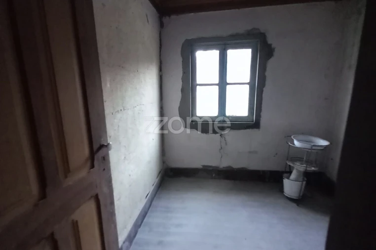 Moradia T5 para Venda em Trezoi Foto 17