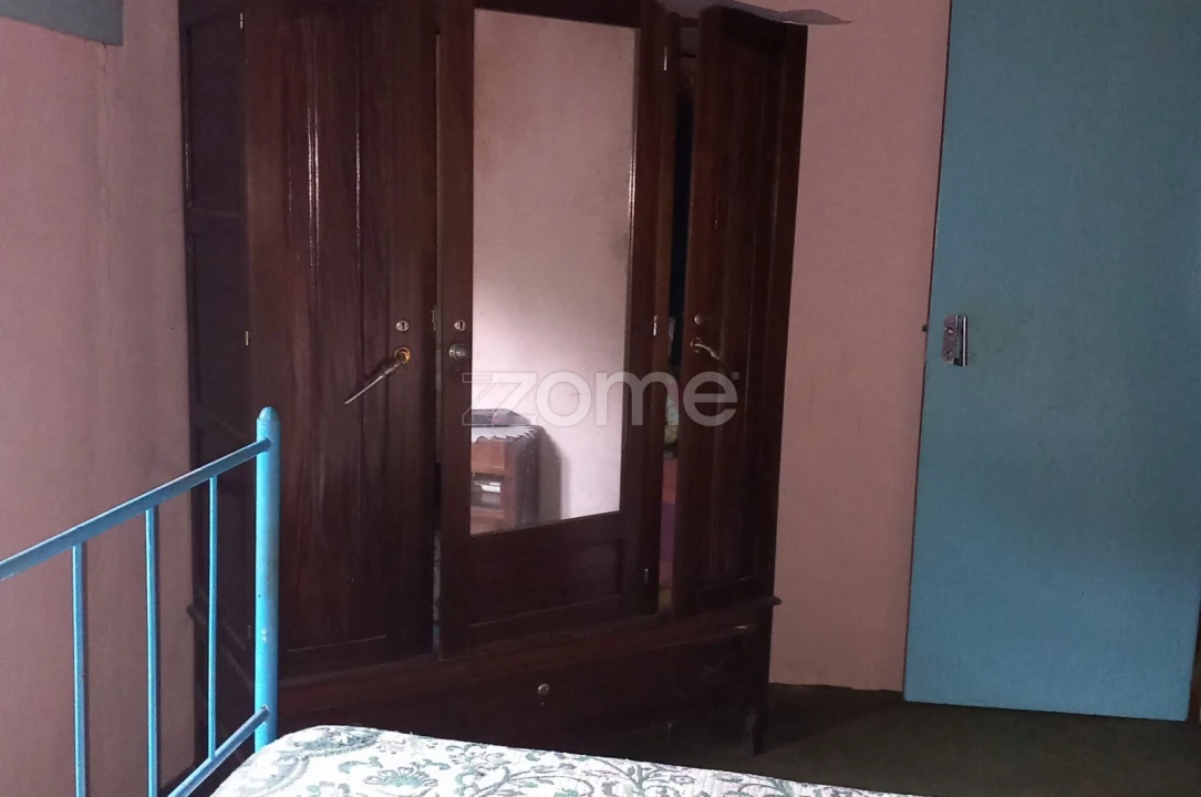 Moradia T5 para Venda em Trezoi Foto 27