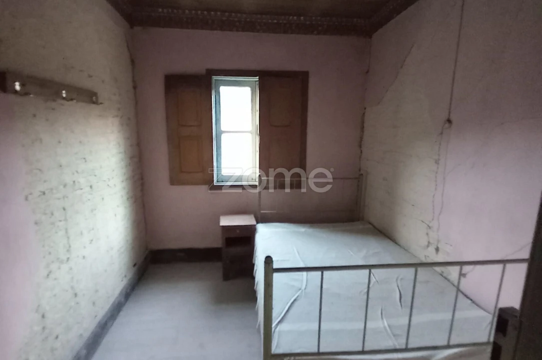 Moradia T5 para Venda em Trezoi Foto 26