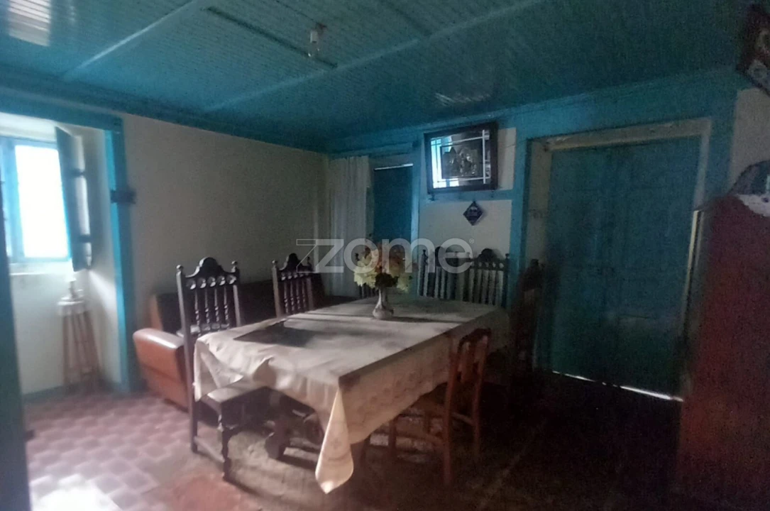 Moradia T6 para Venda em Trezoi Foto 12