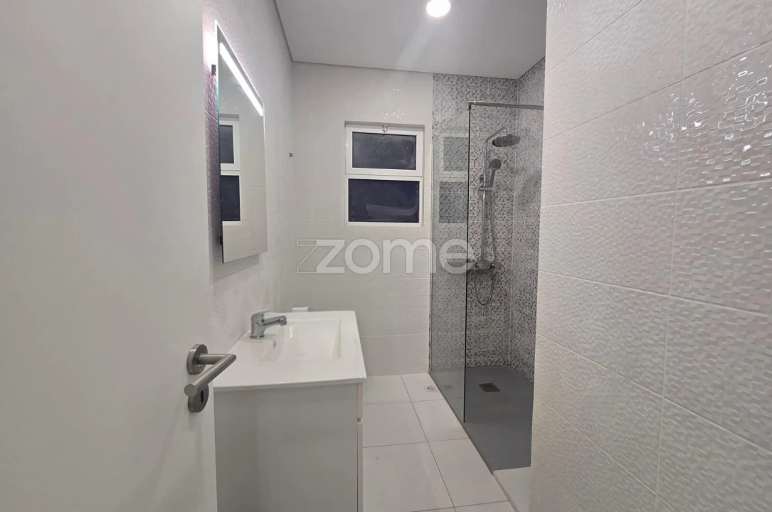 Apartamento T2 para Venda em Ponta Delgada (São Sebastião) Foto 8