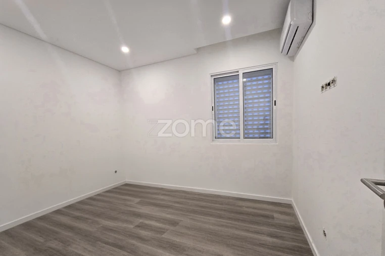 Apartamento T2 para Venda em Ponta Delgada (São Sebastião) Foto 7