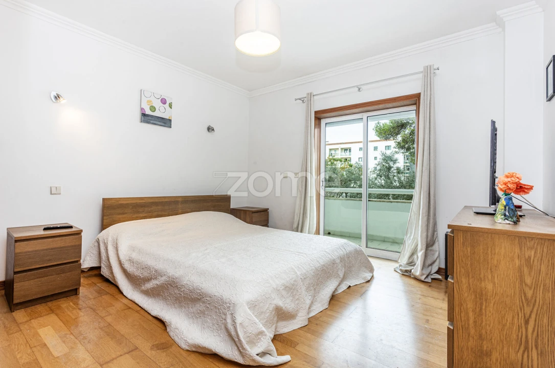 Apartamento T3 para Venda em Cascais e Estoril Foto 16