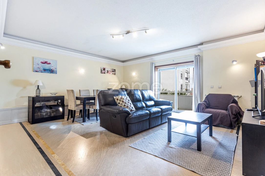 Apartamento T3 para Venda em Cascais e Estoril Foto 5