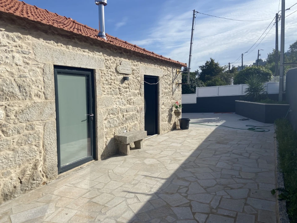 Moradia T3 para Venda em Candemil e Gondar Foto 3