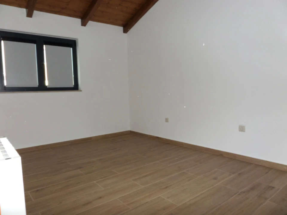 Moradia T3 para Venda em Candemil e Gondar Foto 14