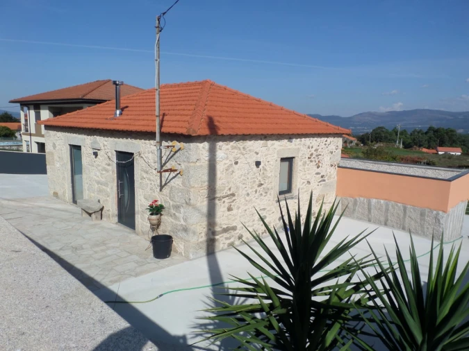 Moradia T3 para Venda em Candemil e Gondar Foto 1