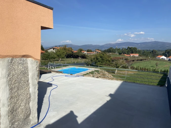 Moradia T3 para Venda em Candemil e Gondar Foto 20